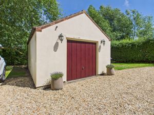 Garage- click for photo gallery